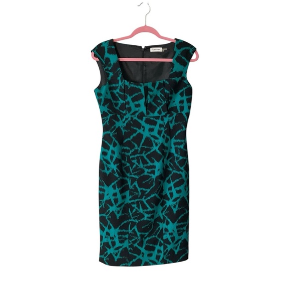 Calvin Klein Black and Blue Sheath Dress with Cap Sleeves and Scoop Neck - Picture 1 of 7